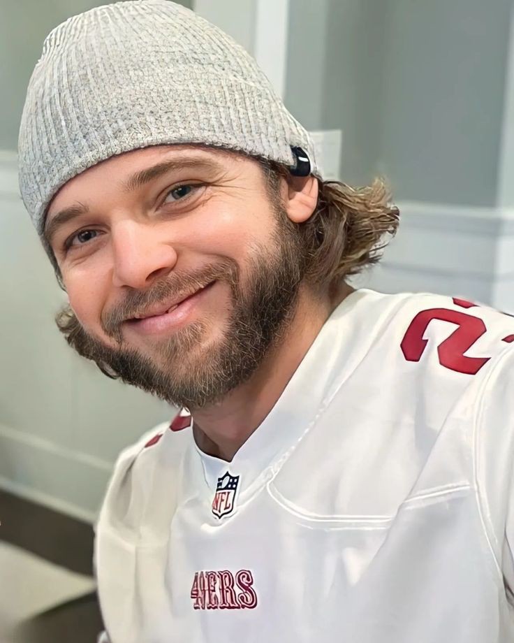 Max Thieriot